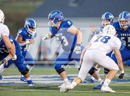 Thumbnail 3 in Rockhurst @ Blue Springs South photogallery.