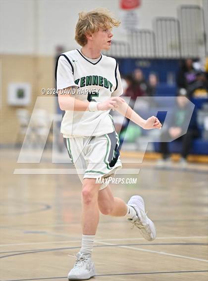 Thumbnail 2 in Vista PEAK Prep vs Kennedy photogallery.