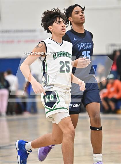 Thumbnail 1 in Vista PEAK Prep vs Kennedy photogallery.