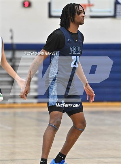 Thumbnail 1 in Vista PEAK Prep vs Kennedy photogallery.