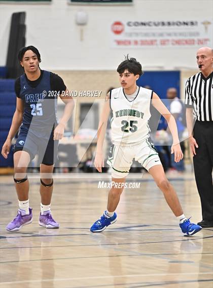 Thumbnail 2 in Vista PEAK Prep vs Kennedy photogallery.