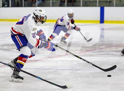 Thumbnail 1 in Los Alamitos @ Damien photogallery.