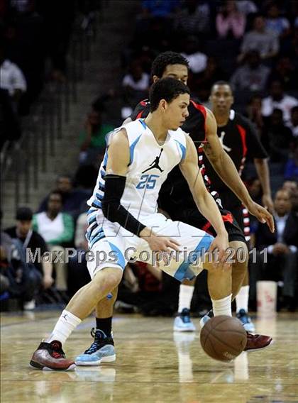 Thumbnail 2 in 2011 Jordan Brand Classic (National Game)  photogallery.