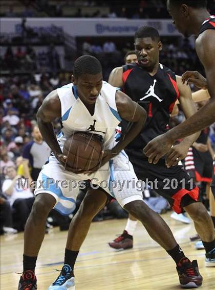 Thumbnail 2 in 2011 Jordan Brand Classic (National Game)  photogallery.