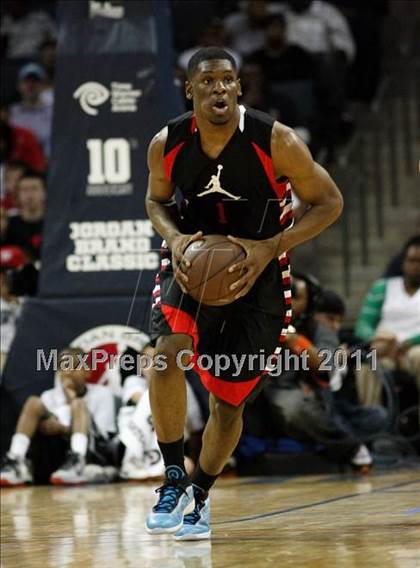 Thumbnail 2 in 2011 Jordan Brand Classic (National Game)  photogallery.
