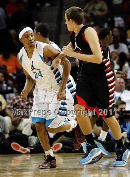 Thumbnail 3 in 2011 Jordan Brand Classic (National Game)  photogallery.