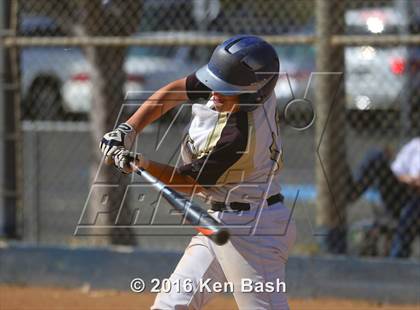 Thumbnail 2 in Oak Park @ Camarillo photogallery.