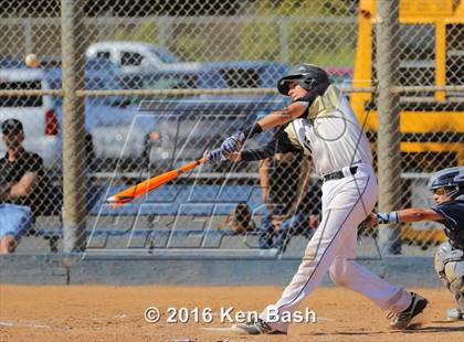 Thumbnail 2 in Oak Park @ Camarillo photogallery.