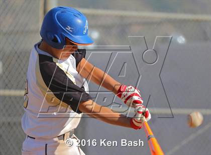 Thumbnail 2 in Oak Park @ Camarillo photogallery.