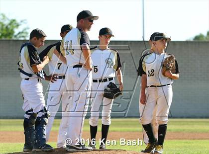 Thumbnail 2 in Oak Park @ Camarillo photogallery.