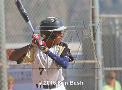 Thumbnail 1 in Oak Park @ Camarillo photogallery.