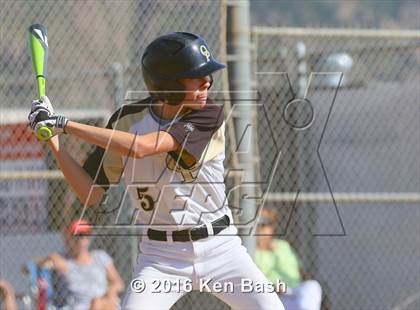 Thumbnail 1 in Oak Park @ Camarillo photogallery.