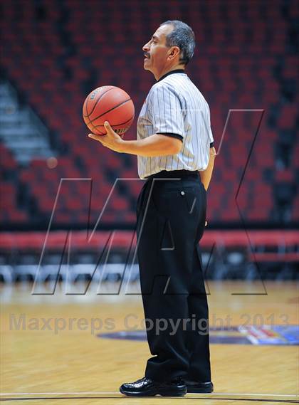 Thumbnail 3 in Flowing Wells @ Seton Catholic (AIA D2 Semifinals) photogallery.