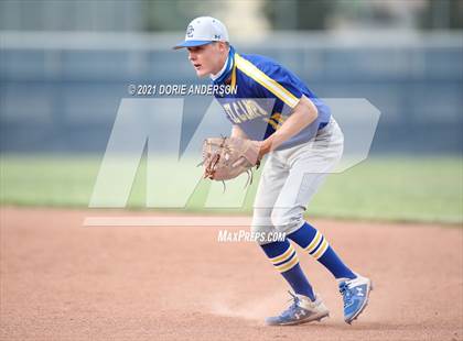 Thumbnail 1 in Del Campo @ Vista del Lago photogallery.