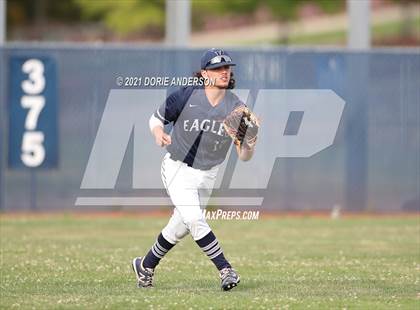 Thumbnail 2 in Del Campo @ Vista del Lago photogallery.