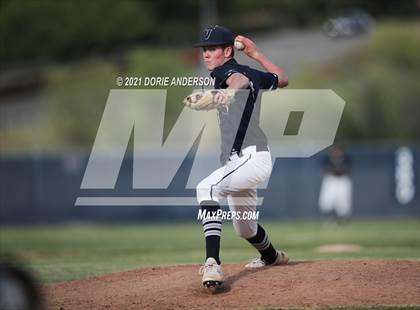 Thumbnail 2 in Del Campo @ Vista del Lago photogallery.