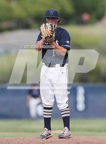 Thumbnail 1 in Del Campo @ Vista del Lago photogallery.