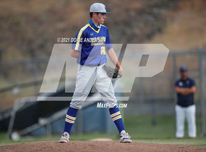Thumbnail 3 in Del Campo @ Vista del Lago photogallery.