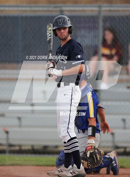 Thumbnail 2 in Del Campo @ Vista del Lago photogallery.