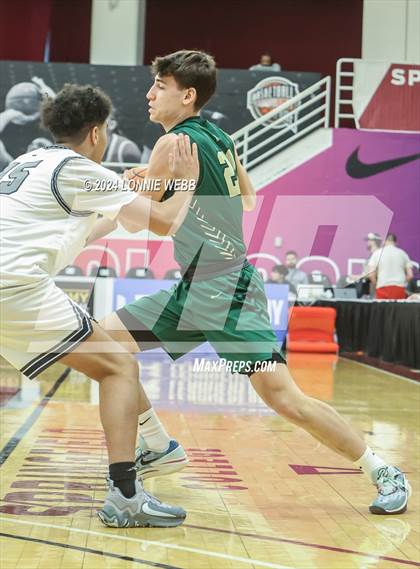 Thumbnail 1 in Gulliver Prep vs. Bishop Hendricken (Spalding Hoophall Classic) photogallery.