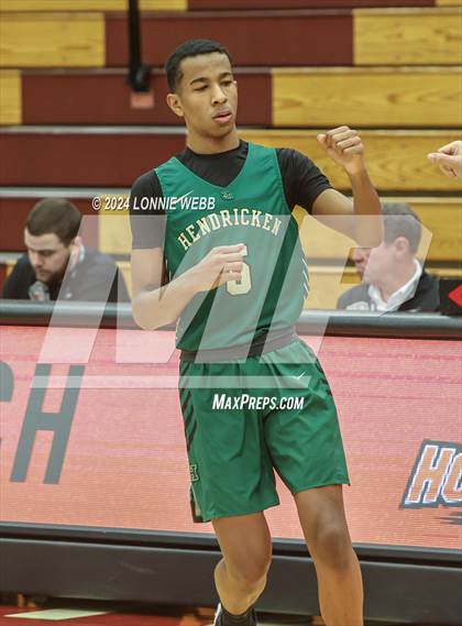 Thumbnail 1 in Gulliver Prep vs. Bishop Hendricken (Spalding Hoophall Classic) photogallery.