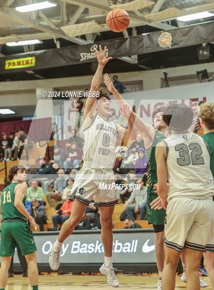 Thumbnail 1 in Gulliver Prep vs. Bishop Hendricken (Spalding Hoophall Classic) photogallery.