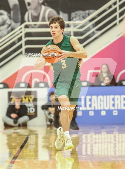 Thumbnail 1 in Gulliver Prep vs. Bishop Hendricken (Spalding Hoophall Classic) photogallery.