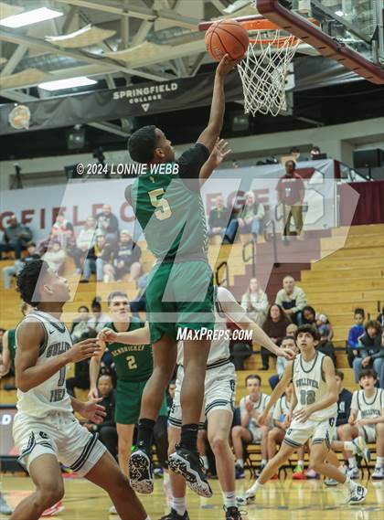 Thumbnail 2 in Gulliver Prep vs. Bishop Hendricken (Spalding Hoophall Classic) photogallery.