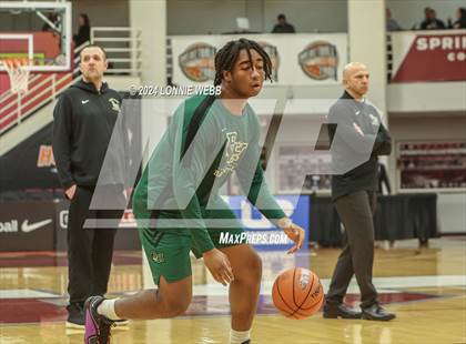 Thumbnail 1 in Gulliver Prep vs. Bishop Hendricken (Spalding Hoophall Classic) photogallery.