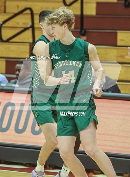 Thumbnail 2 in Gulliver Prep vs. Bishop Hendricken (Spalding Hoophall Classic) photogallery.