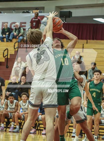 Thumbnail 2 in Gulliver Prep vs. Bishop Hendricken (Spalding Hoophall Classic) photogallery.