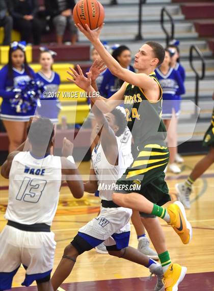 Thumbnail 3 in Federal Way vs Kentridge (WIAA District 3 Playoff) photogallery.