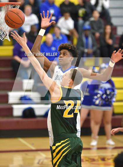 Thumbnail 2 in Federal Way vs Kentridge (WIAA District 3 Playoff) photogallery.