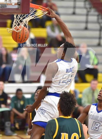Thumbnail 2 in Federal Way vs Kentridge (WIAA District 3 Playoff) photogallery.