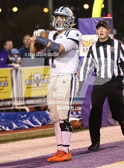 Thumbnail 1 in Farragut vs. Independence (TSSAA Division I Class 5A Final) photogallery.