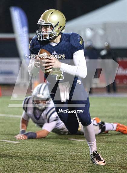 Thumbnail 2 in Farragut vs. Independence (TSSAA Division I Class 5A Final) photogallery.
