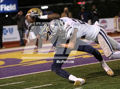 Thumbnail 3 in Farragut vs. Independence (TSSAA Division I Class 5A Final) photogallery.