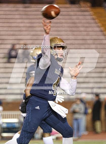 Thumbnail 3 in Farragut vs. Independence (TSSAA Division I Class 5A Final) photogallery.