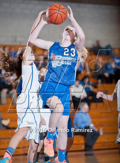 Thumbnail 1 in Mt. Carmel @ Rancho Bernardo photogallery.