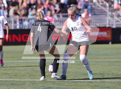 Thumbnail 1 in Farmington vs. Davis (UHSAA 6A Final) photogallery.
