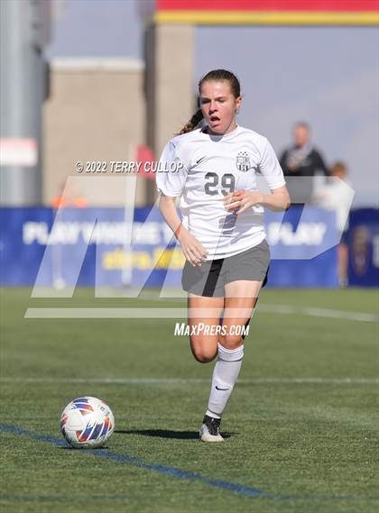 Thumbnail 3 in Farmington vs. Davis (UHSAA 6A Final) photogallery.