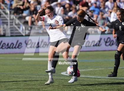 Thumbnail 2 in Farmington vs. Davis (UHSAA 6A Final) photogallery.