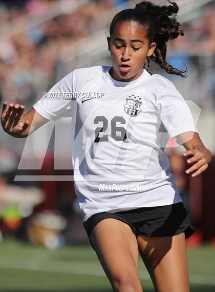 Thumbnail 3 in Farmington vs. Davis (UHSAA 6A Final) photogallery.