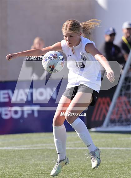 Thumbnail 1 in Farmington vs. Davis (UHSAA 6A Final) photogallery.