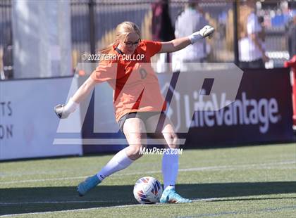 Thumbnail 3 in Farmington vs. Davis (UHSAA 6A Final) photogallery.