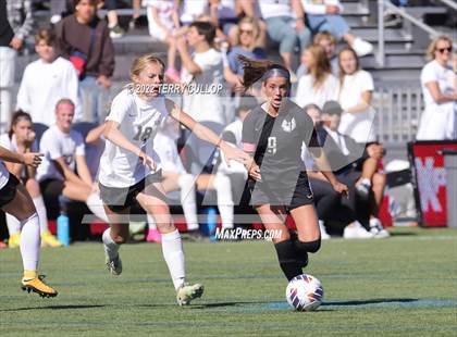 Thumbnail 1 in Farmington vs. Davis (UHSAA 6A Final) photogallery.