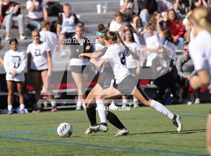 Thumbnail 2 in Farmington vs. Davis (UHSAA 6A Final) photogallery.