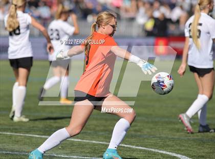Thumbnail 1 in Farmington vs. Davis (UHSAA 6A Final) photogallery.