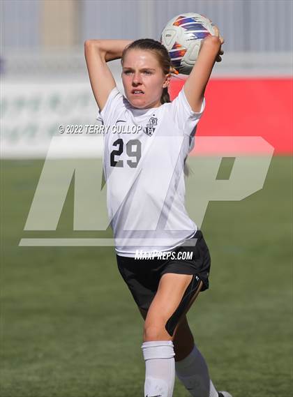 Thumbnail 3 in Farmington vs. Davis (UHSAA 6A Final) photogallery.