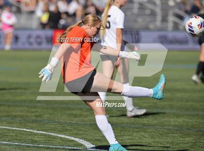 Thumbnail 3 in Farmington vs. Davis (UHSAA 6A Final) photogallery.